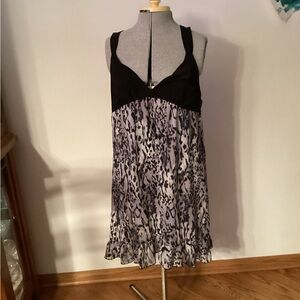 Gillian & Omalley Black and Gray chemise XXL